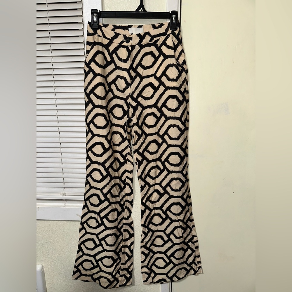 H & M pants size 2